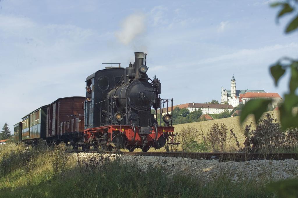 Hotel Zum Schloessle Finningen Esterno foto